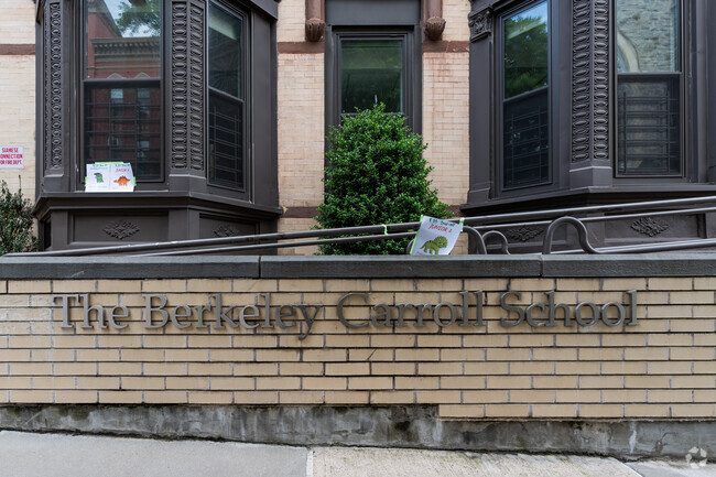 Experience comprehensive education at Berkeley Carroll Elementary, Brooklyn.