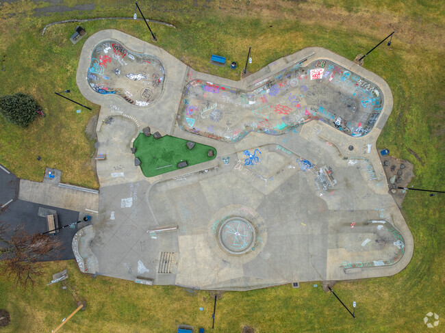 Lewiston has lots of local park within the city.