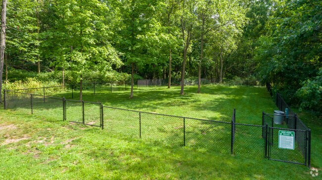 Maple Brooke Apartments, Kalamazoo, MI 49006 - photo 7