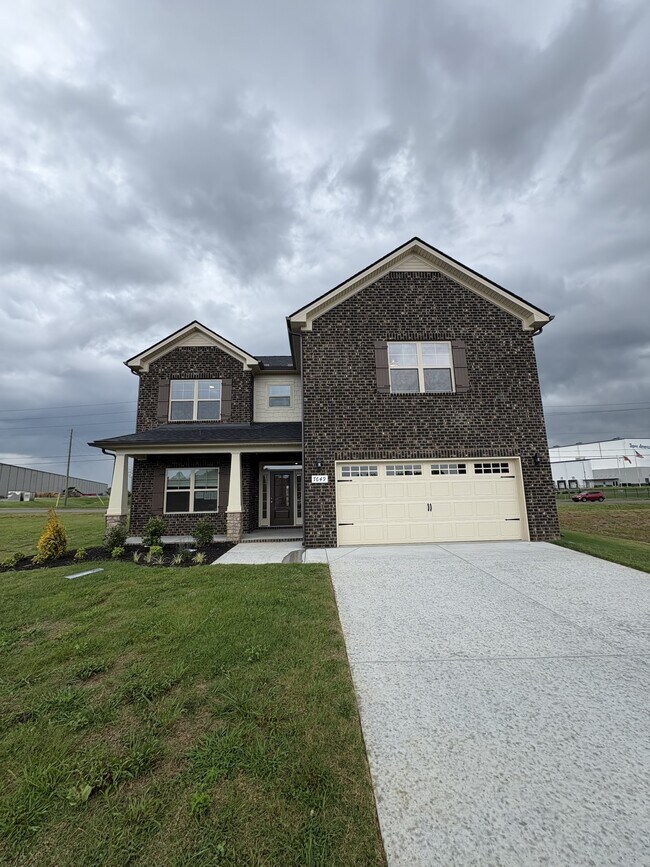 7649 Knobdate Rd, Smyrna, TN 37167