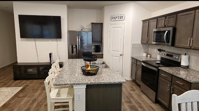 713 Meadow Creek Ln, Josephine, TX 75189 - photo 2