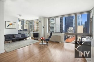 2 Maiden Ln Unit 3803, New York, NY 10038