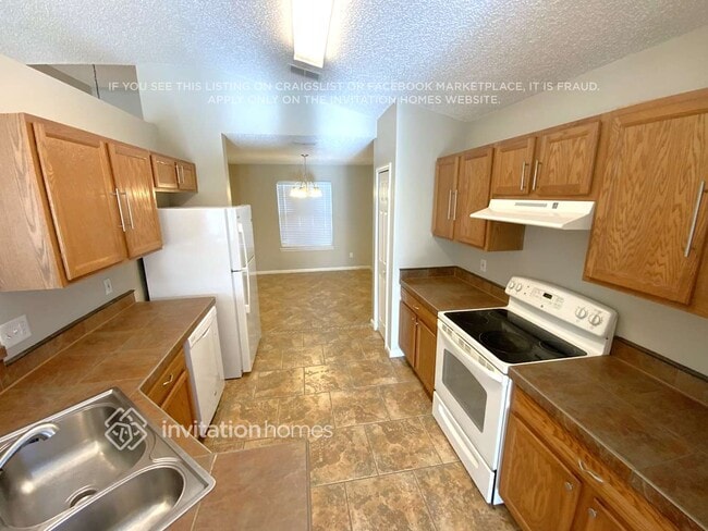 572 Prosperity Lake Dr, Saint Augustine, FL 32092 - photo 6