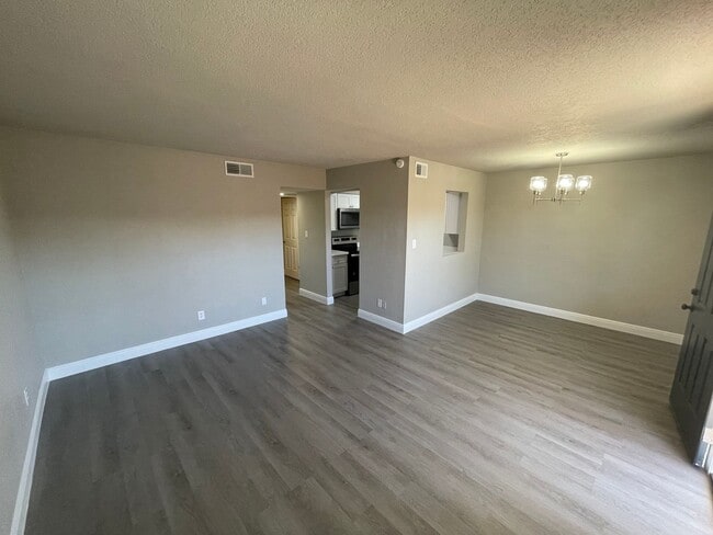 Seacrest on Southern, Biloxi, MS 39531 - photo 4