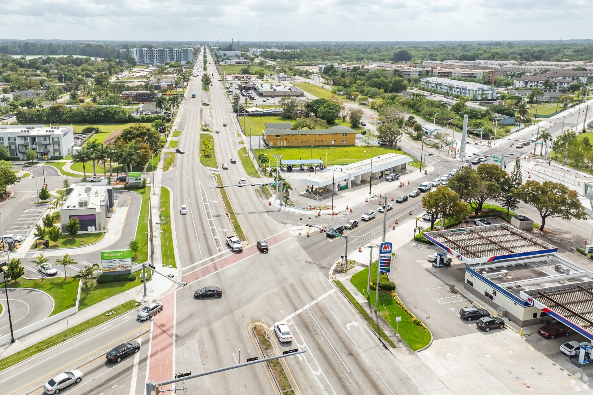 Travel throughout Naranja, FL, on US-1.