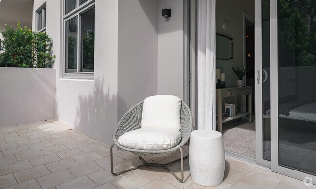 Model - 1BR/1BA, 757 SF