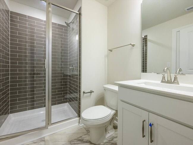 1112 Bismuth Ln, Charlotte, NC 28211 - photo 5