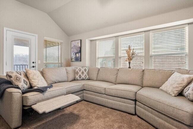 7243 Neblina Dr unit ID1301593P, Grand Prairie, TX 75054 - photo 5