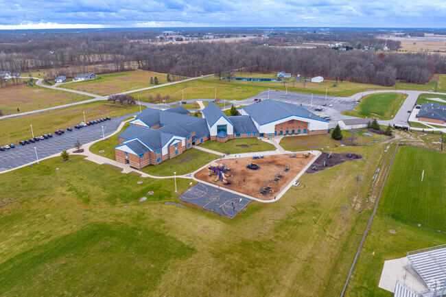 Fort Wayne's Hickory Center Elementary School has a student teacher ratio of 15 to 1.