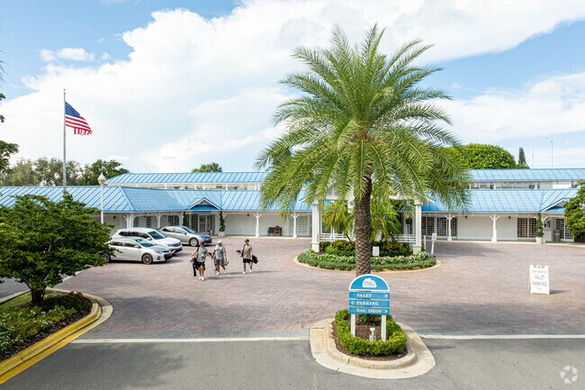 Deer Creek Golf Club is an 18-hole championship course located in Lakeview.