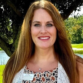 Lori M Buck