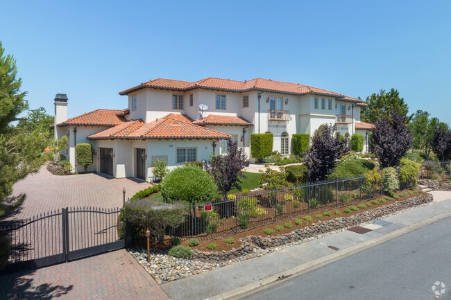 One architectural style in Skyfarm,  inspired by European villas is highly sought after.