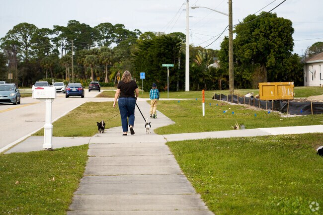 Cashmere Cove offers family-friendly living in the heart of Port St. Lucie.