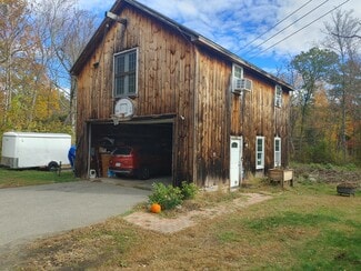 23 River St, Newbury, MA 01922