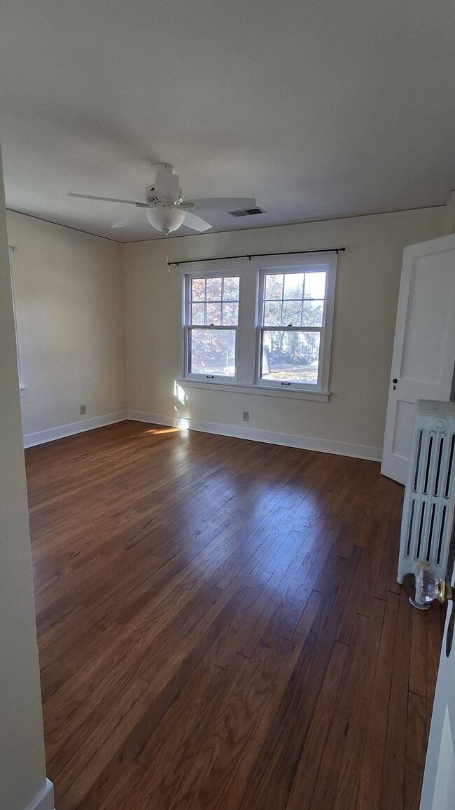 417 E Meyer Blvd unit 417 Upstairs apartme, Kansas City, MO 64131 - photo 7