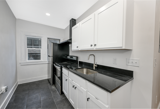 1384 W 83rd St Unit 402, Cleveland, OH 44102
