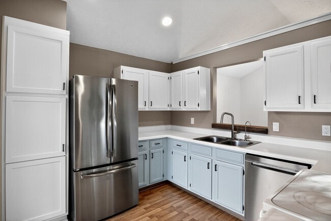 9592 Maple Way, Indianapolis, IN 46268 - photo 3