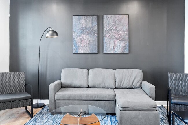 3131 Coquina Ln unit FL3-ID1077042P, Charlotte, NC 28206 - photo 2