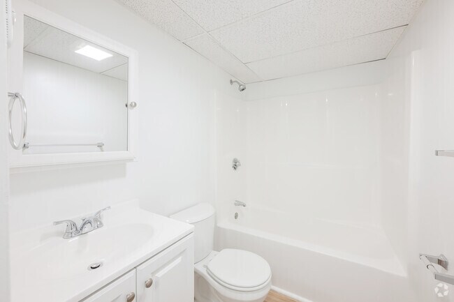 855 Providence St, West Warwick, RI 02893 - photo 7