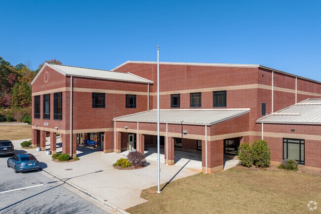 Bill Arp Elementary School scores a B+ from Niche and an 8 from GreatSchools.