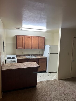 205 S 8th St, Denton, MD 21629