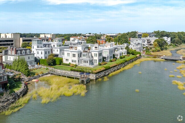 A mixture of homes and apartments are available in the southern tip of Downtown Greenwich.