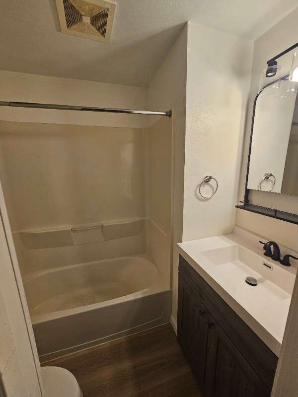 1210 Mechanic St, Pekin, IL 61554 - photo 6