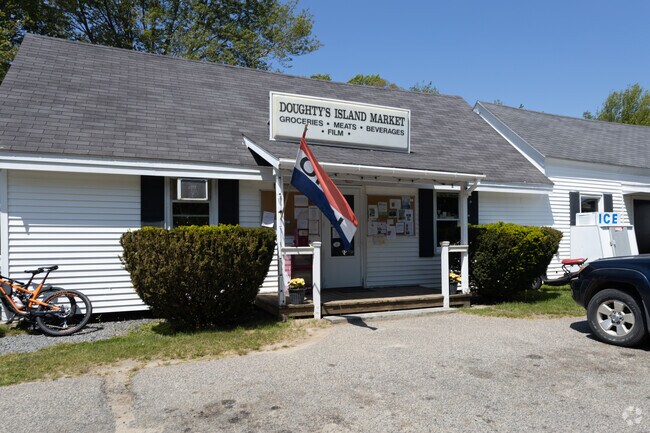 Doughty's Island market provides grocery essentials on Chebeague Island.