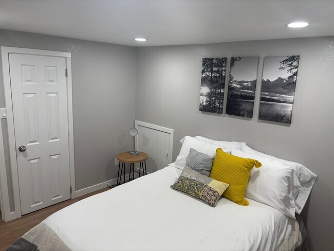 2220 Nome St, Aurora, CO 80010 - photo 3