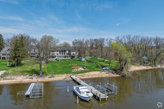 There are many luxury homes along the shores of Lake Macatawa, with many in Beechwood.