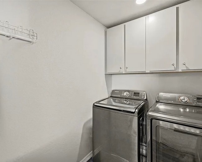 6047 Mumford Dr, Colorado Springs, CO 80925 - photo 4