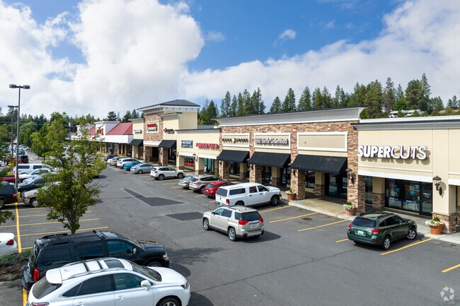 There is a commercial shopping center on 29th avenue in the Lincoln Heights neighborhood.