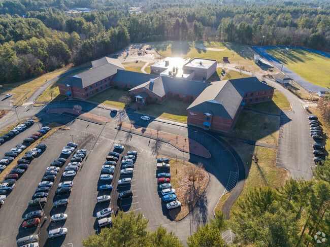 Pelham Elementary School in Pelham, NH serves grades K-5.