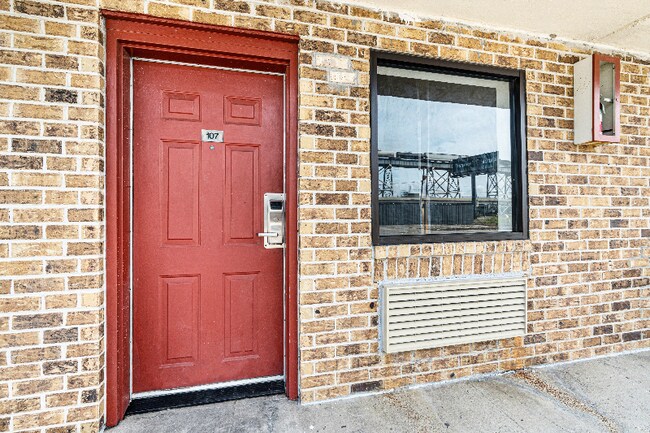 1024 Bridge City Ave unit 1, Nine Mile Point, LA 70094 - photo 6
