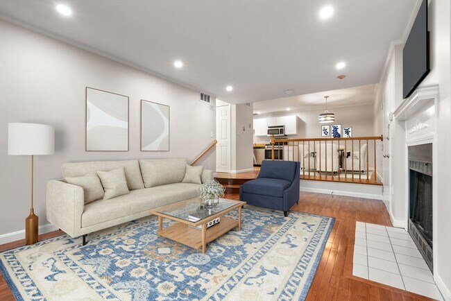 1216 Vfw Pkwy unit 40, West Roxbury, MA 02132 - photo 6