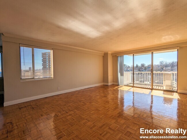 1530 Beacon St unit 1107, Brookline, MA 02446 - photo 7