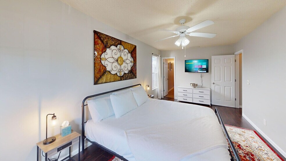 106 Middlebrook Dr unit ID1234841P, Cartersville, GA 30120 - photo 1