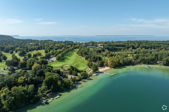 Leland offers a wide variety of amenities and is surrounded by stunning scenery.