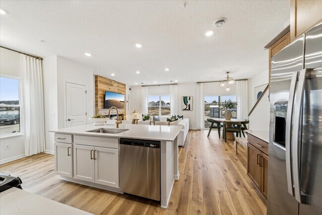 6796 Bellflower Dr unit 36471147, Minnetrista, MN 55331 - photo 7