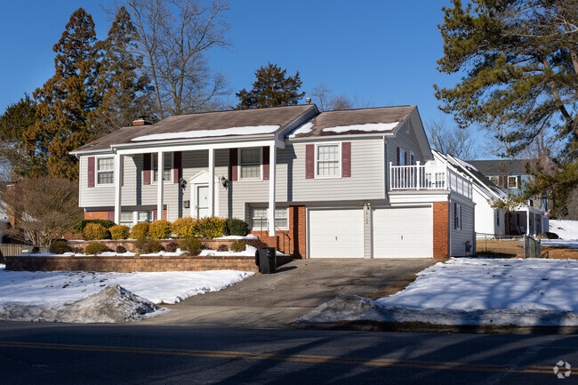 Colonial Homes in Pointer Ridge offer plenty of space for the entire family.