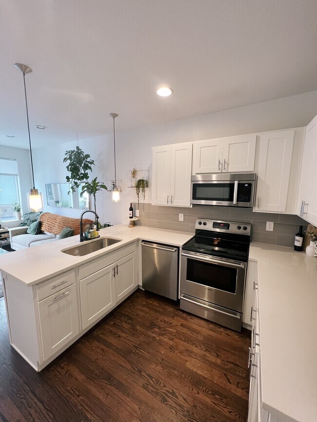 2108 Decatur St, Denver, CO 80211 - photo 5