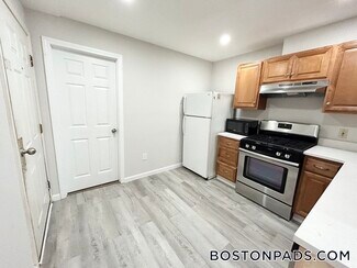 92 Hammond St Unit 1, Boston, MA 02120