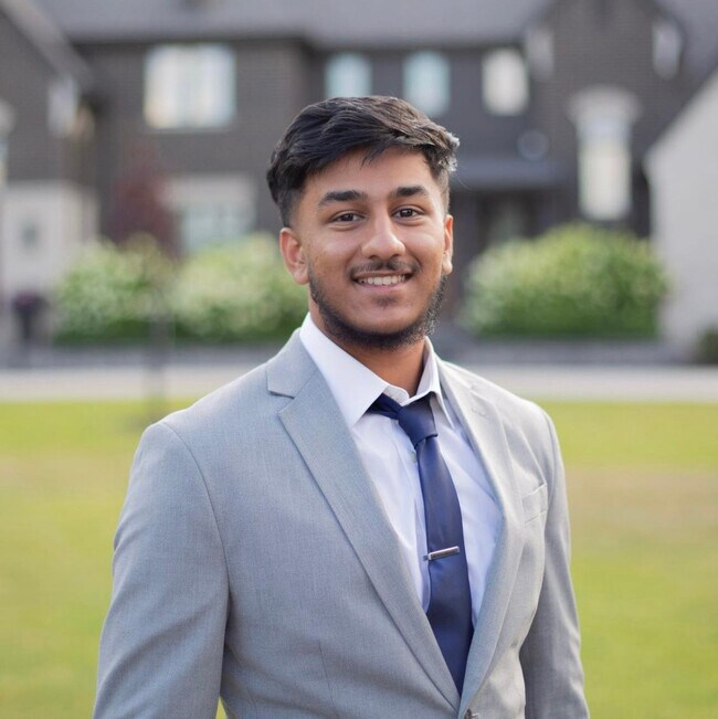 Agent Photo