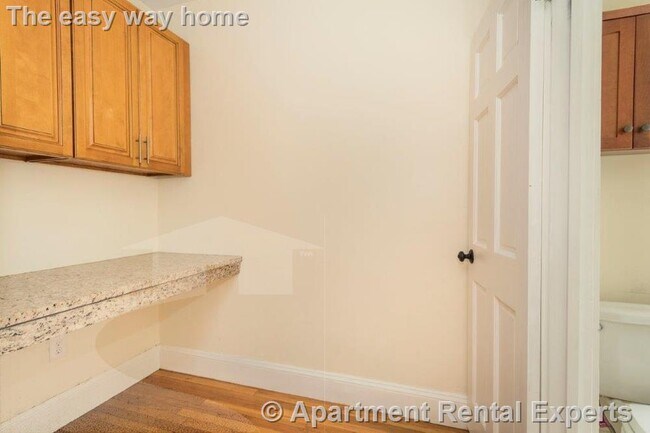 138 Highland Ave unit 6, Somerville, MA 02143 - photo 3