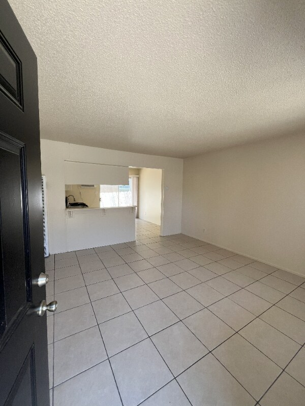 224 E Granger Ave unit 1, Modesto, CA 95350 - photo 3