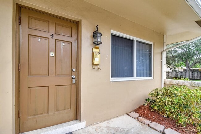 4751 NE 21st Terrace, Lighthouse Point, FL 33064 - photo 3