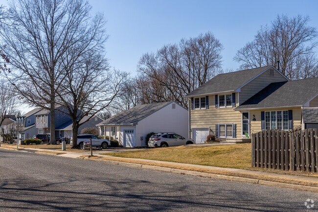 Split-level homes are among the most common options for buyers in Tenby Chase.