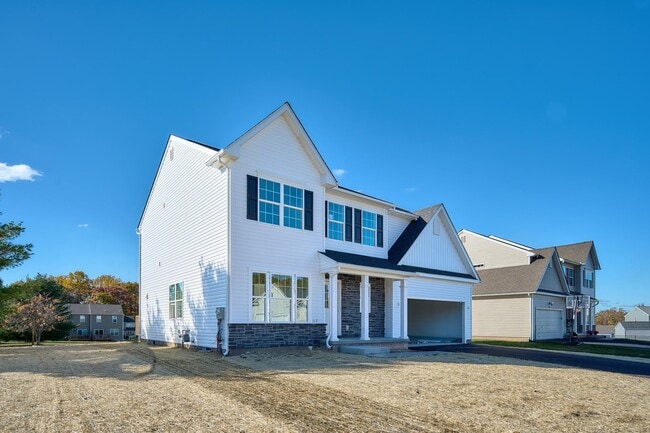 117 Scarlet Rd, Mountain Top, PA 18707 - photo 2