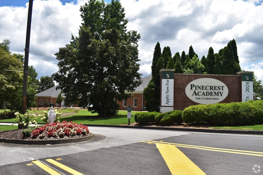 Entrance sign for Pinecrest Academy in Big Creek, Cumming GA