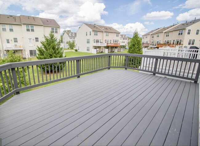 23141 Foxglove Way, California, MD 20619 - photo 2